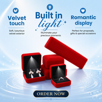 Boîte à bague LED personnalisée avec lumière, velours, laque dorée, logo estampé, emballage de bijoux de luxe, vente en gros