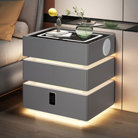 Mesita de Noche Inteligente Moderna Rosa con Tres Cajones, Gabinete Suspendido, Iluminación LED, Altavoz Bluetooth Inteligente, Carga Inalámbrica, Madera y Vidrio