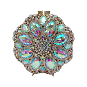Pochette ronde pour femme avec strass floraux, sac de soirée en cristal, sac à main scintillant pour bal de promo et mariage - Product Image 2