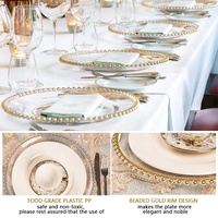 Vente en gros 13 pouces sous l'assiette en plastique transparent argenté de table élégantes assiettes de présentation perlées à bordure en or rose pour mariage