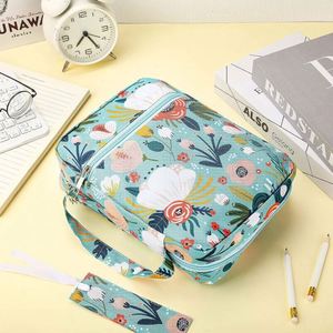 Muestra gratis patrón floral lienzo libro caso Iglesia lápiz bolsa cremallera Biblia cubierta - Product Image 2