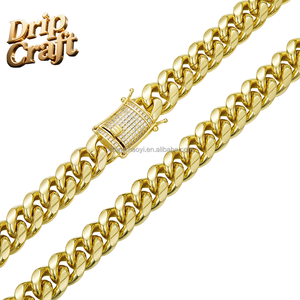 <span class=keywords><strong>Cadena</strong></span> Cubana <span class=keywords><strong>de</strong></span> <span class=keywords><strong>Acero</strong></span> Inoxidable Chapada <span class=keywords><strong>en</strong></span> <span class=keywords><strong>Oro</strong></span> <span class=keywords><strong>de</strong></span> 14K con Cierre <span class=keywords><strong>de</strong></span> Cabeza <span class=keywords><strong>de</strong></span> Dragón y Microincrustaciones <span class=keywords><strong>de</strong></span> Zirconio Blanco, Collar <span class=keywords><strong>de</strong></span> 6mm, 8mm, 10mm, 12mm, 14mm - Product Image 6