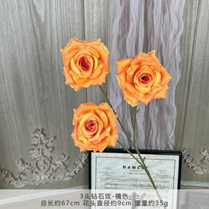Roses artificielles à 3 têtes en vrac Fleurs <span class=keywords><strong>de</strong></span> mariage en soie en gros pour événements/décor d'hôtel - Product Image 5