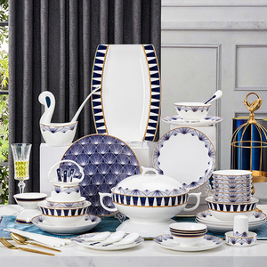 Set di Stoviglie in Ceramica Blu Creativo da 60 Pezzi, Vendita Diretta dei Produttori, Adatto al Microonde, per 10 Persone, in Porcellana Bone China - Product Image 1