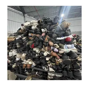 Tiết kiệm các loại giày sử dụng giày hỗn hợp kiện thứ hai tay Giày trong số lượng lớn trong Container