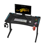 Bureau de jeu en forme de Z BEISIJIE Z-10 en fibre de carbone avec option RGB et accessoires