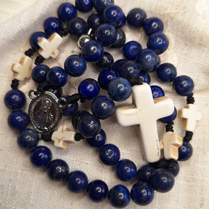 Collier <span class=keywords><strong>de</strong></span> <span class=keywords><strong>prière</strong></span> à cinq dizaines avec fermoir magnétique, perles <span class=keywords><strong>de</strong></span> lapis-lazuli <span class=keywords><strong>de</strong></span> 8 mm, charme spirituel miraculeux <span class=keywords><strong>de</strong></span> la Vierge - Product Image 4