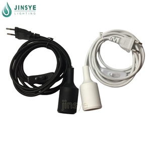Kit de <span class=keywords><strong>Cable</strong></span> para Lámpara <span class=keywords><strong>con</strong></span> Enchufe de Corriente CE Blanco E27 <span class=keywords><strong>con</strong></span> Interruptor y <span class=keywords><strong>Cable</strong></span> de 2 Metros - Product Image 2