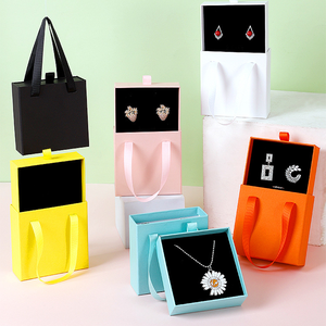 Caja de Papel para Joyería de Marca |   Empaque Deslizante Resistente para Cajones |   Suministro Global - Product Image 3