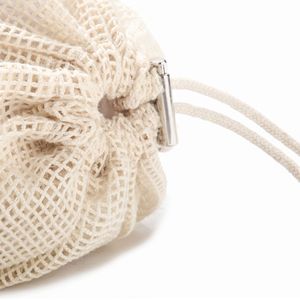 Sac en filet en coton blanc avec cordon de serrage, taille et design personnalisables, pour fruits et légumes - Product Image 6