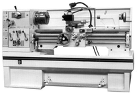 CD6241 est utilisé pour l'usinage industriel d'arbres de tournage de taille moyenne pour tours à moteur avec corps de lit de trempage par induction