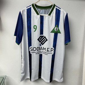 Combinaison <span class=keywords><strong>de</strong></span> football personnalisée à transfert thermique pour adultes et enfants <span class=keywords><strong>maillot</strong></span> <span class=keywords><strong>de</strong></span> match <span class=keywords><strong>de</strong></span> club <span class=keywords><strong>de</strong></span> sport professionnel pour garçons - Product Image 3