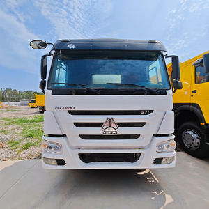 Camion malaxeur à béton Howo 8x4, camion pompe à béton 8 m³, camion malaxeur à ciment en vrac autochargeur - Product Image 5