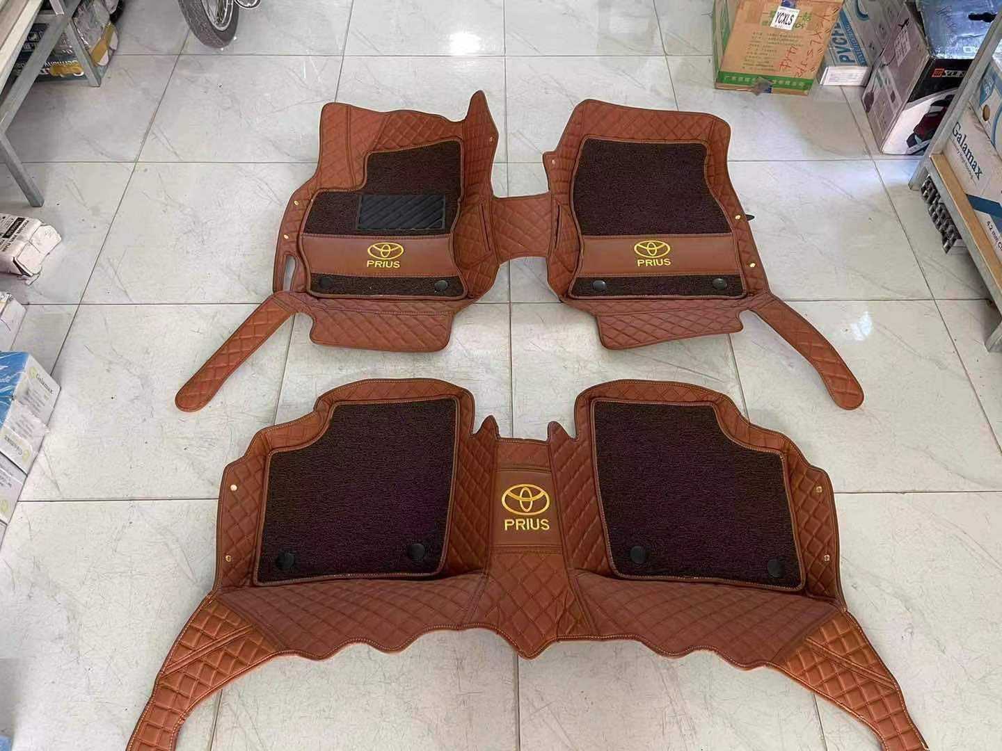 Marrón pero sin logo