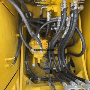 Excavatrice hydraulique sur chenilles Komatsu PC130 d'occasion de 13 tonnes, durable et populaire pour l'exploitation minière - Product Image 4