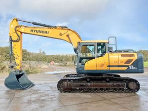 NUEVA Excavadora de Cadenas Hyundai HX220 2025, 22 Toneladas, Motor Cummins, Bomba y Engranajes Kawasaki, Precio Directo de Fábrica, Envío Inmediato - Product Image 6