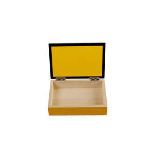 Caja de Cigarros de Cedro Española de Alta Calidad, Hecha a Mano con Laca de Lujo, Acabado Brillante, Personalizable en Dos Colores, Humidor de Cigarros de Cedro - Product Image 3