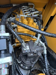 Excelente Relación Calidad-Precio, Excavadora Hidráulica Usada Original China Sany SY135C de 13 Toneladas con Motor Importado y Accesorio de Pulgar Rompedor - Product Image 4