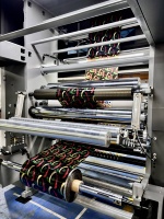 Machine tout-en-un d'impression et de plastification 200 m/min pour films industriels et emballages de vêtements/sacs