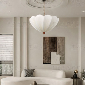 Lustre de style rétro français, couleur crème, source de lumière LED, pour chambre à coucher, salon, salle à manger, entrée, design floral haut de gamme - Product Image 3