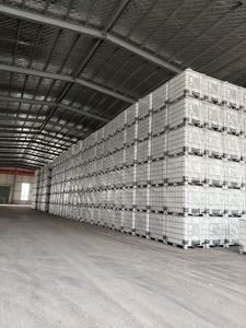Réservoir de conteneur IBC HDPE 1000L pour stockage d'azote liquide et d'eau avec valve facile à déplacer - Product Image 2