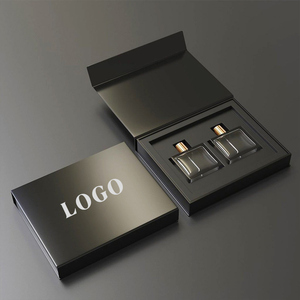 Carton d'emballage de <span class=keywords><strong>parfum</strong></span> noir personnalisé Boîte cadeau en papier rigide à fermeture magnétique en forme de <span class=keywords><strong>livre</strong></span> avec logo - Product Image 2