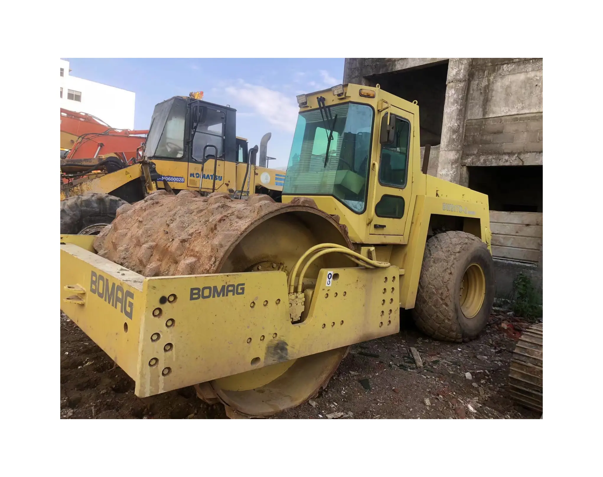 Sử dụng bomag BW217D-2 đường lăn bomag BW217D-2 đơn trống con lăn Máy đầm