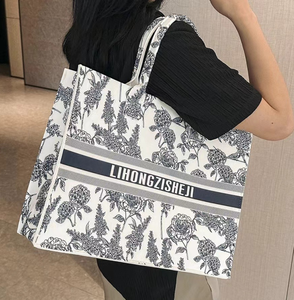 Bolso de mano tipo tote de gran capacidad con contraste de color y tacto premium para mujer, con asa corta estampada. - Product Image 3