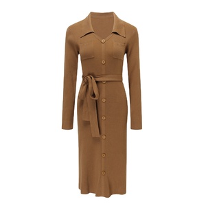 Produttore di Abbigliamento su Misura, <span class=keywords><strong>Abito</strong></span> <span class=keywords><strong>Camicia</strong></span> <span class=keywords><strong>Midi</strong></span> in Maglia di Lusso con Maniche Lunghe e Bottoni per Donna, Elegante e Modesto - Product Image 1
