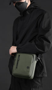 Nouveau Polyester hommes sac à bandoulière mode décontracté sac à bandoulière de poche Sports de plein air Vertical carré Style garçon sac - Product Image 4