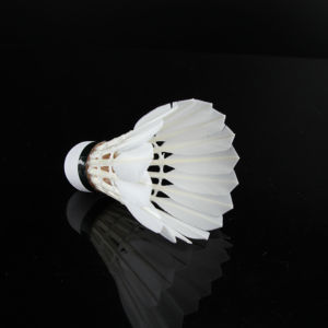 Volants de <span class=keywords><strong>badminton</strong></span> en plumes d'oie à haute durabilité pour les compétitions de <span class=keywords><strong>ligue</strong></span> - Product Image 4