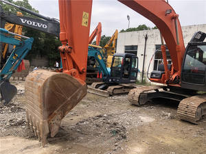 Excavatrice sur chenilles d'occasion Hitachi ZX210 du Japon, Hitachi Zaxis 210, pelle de 21 tonnes, faible nombre d'heures de travail - Product Image 5