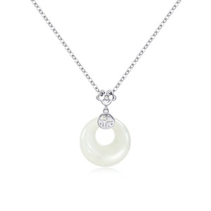 Collar de Acero Inoxidable de Moda 2024 con Colgante de Plata de Ley, el Regalo de Joyería Más Popular para Mujeres - Product Image 1
