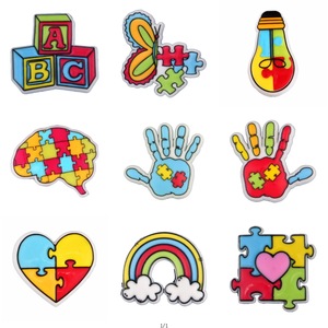 Charmes de chaussures en PVC écologiques et colorés, style Noël Minions, inspirés de la Nouvelle-Zélande, du Mexique et de Hawaï, fortement recommandés. - Product Image 1