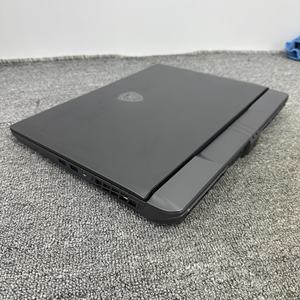 <span class=keywords><strong>Ordinateur</strong></span> <span class=keywords><strong>portable</strong></span> de jeu haut de gamme MSI Titan 16 AI Ultra 9 5070 d'occasion - Product Image 5