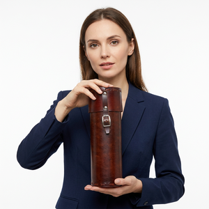 Botella Térmica Plegable de Cuero con Logotipo Personalizado, Venta al por Mayor, Hecha a Mano, con Diseño de Personajes de TV y Cine, para Accesorios del Hogar - Product Image 4