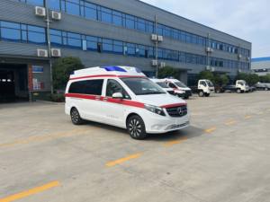 <span class=keywords><strong>Ambulance</strong></span> Mercades-Ba Nz, équipée d'un ventilateur et d'équipements de soins intensifs, pour usage hospitalier uniquement. - Product Image 4