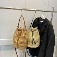 Damen-Umhängetasche aus gewebtem Stoff 2023 Neue Damentasche im Nischendesign Handtaschen für Frauen-Shopping-Party