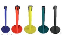 Poteau de signalisation jaune durable en fer thermolaqué avec sangle rétractable de 2000 mm et diamètre de poteau de 63 mm