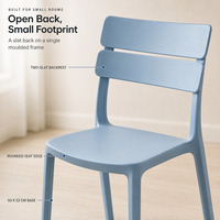 Chaise de salle à manger empilable peu encombrante en plastique PP avec dossier à lattes pour petits appartements