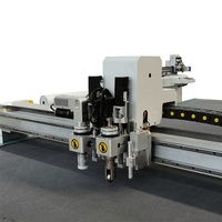 Máquina de Corte de Alfombras con Plotter de Mesa de Carga Automática Profesional de Proveedor de Fábrica de China