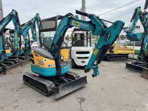 Excavadora usada versátil, miniexcavadora de cadenas usada, modelo 2017, 1500 horas, 4 toneladas, marca japonesa original Kubota. - Product Image 6