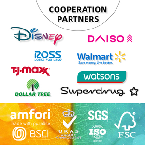 เล็บปลอมสีขาวและสีดำดีไซน์หรูหราแบบกดบนเล็บขนาดกลางพร้อมเสน่ห์แบบวินเทจ - Product Image 4