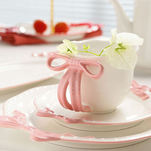 Ensemble <span class=keywords><strong>théière</strong></span> <span class=keywords><strong>et</strong></span> <span class=keywords><strong>tasse</strong></span> en céramique LovingHome Valentine Cup, service à thé <span class=keywords><strong>et</strong></span> café en porcelaine pour 1 personne avec ruban rouge rose - Product Image 3