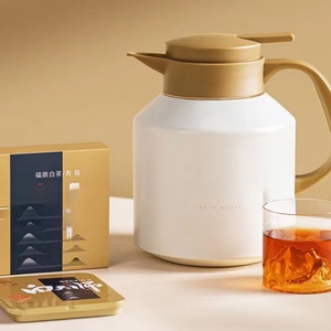 Tetera de Acero Inoxidable con Aislamiento Térmico de 24 Horas, con Infusor y Asa, Capacidad de 1800 ml, con Tapa - Product Image 3