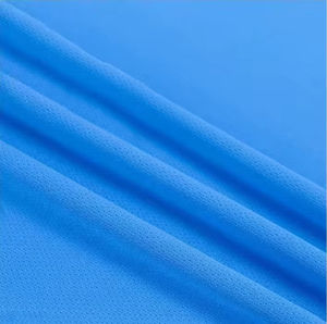 Tissu maille tricotée perforée 75D/72F à séchage rapide 100 % polyester léger 145 g/m² pour vêtements de sport pour filles - Product Image 2