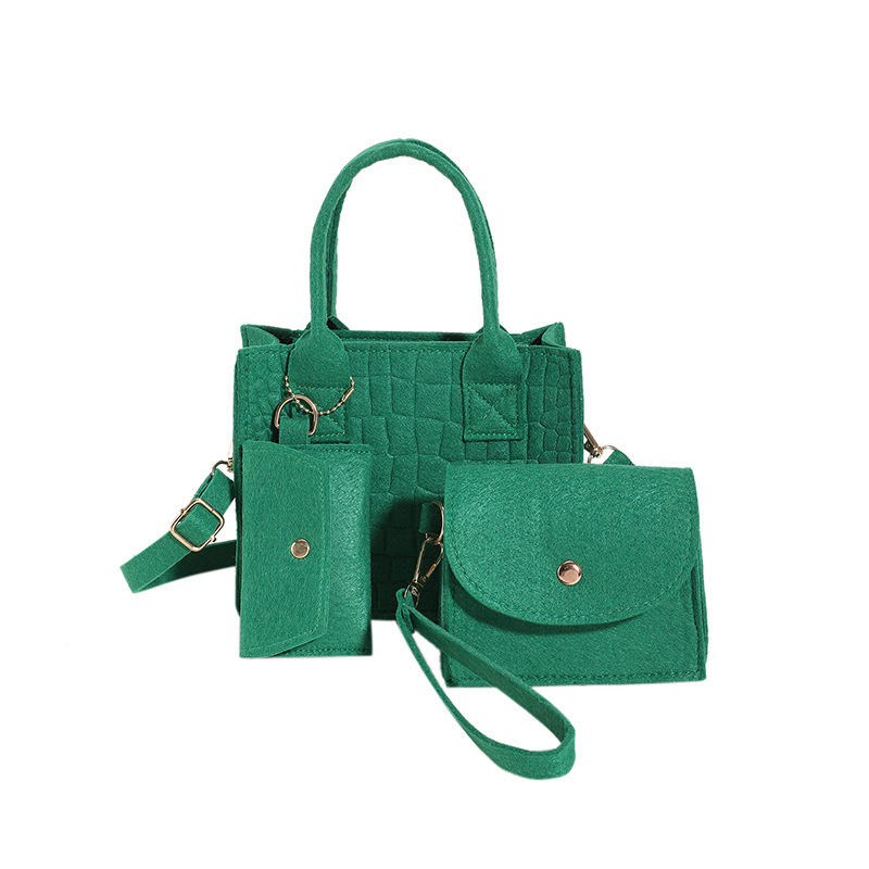 สีเขียว