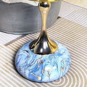 Elegante Tavolino Rotondo con Base in Legno e Pietra Multicolore, Gambo a Tulipano in Oro Lucido, Arredamento Moderno per <span class=keywords><strong>Soggiorno</strong></span> - Product Image 2