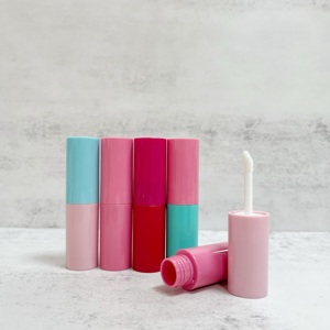 Tubes vides de brillant à lèvres de couleur magique laser 3.5ml/5ml/7ml/8.1ml Tubes de brillant à lèvres de rouge à lèvres avec emballage personnalisé couleur arc-en-ciel - Product Image 3