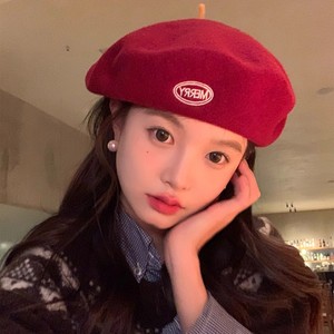 <b>Red</b> <b>Wool</b> Beret Hat For Women Winter Windproof Velvet Octagonal Painter Hat - Product Image 2